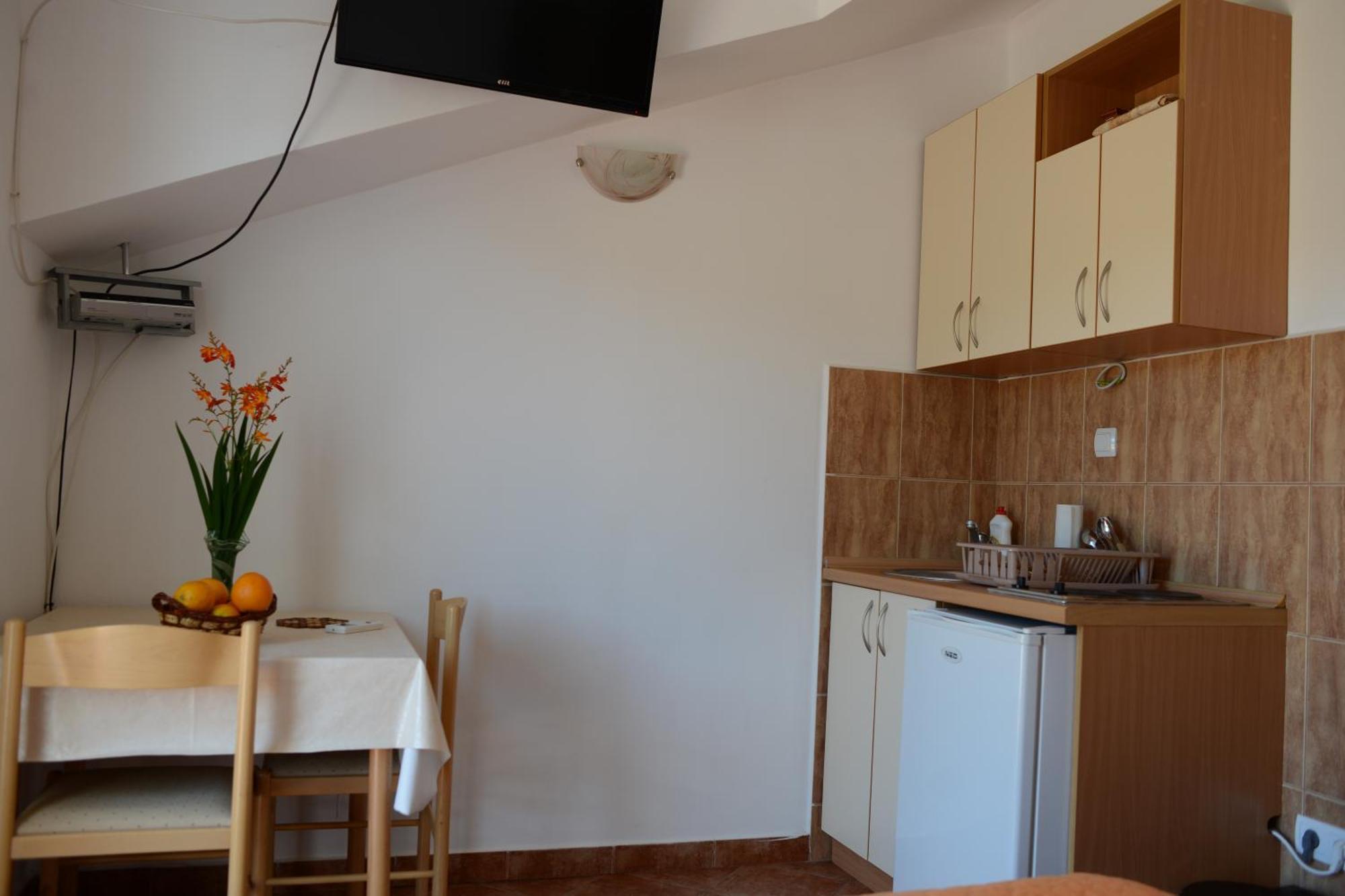 Apartments Vila Lazarevic Tivat Quarto foto
